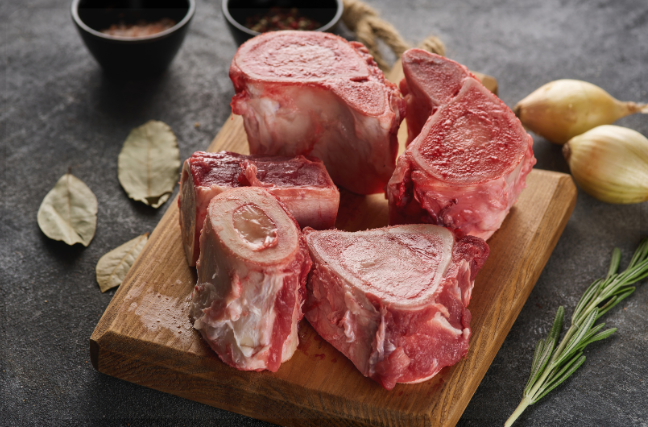 Bouillon, os à moelle, abats : que des bonnes choses !